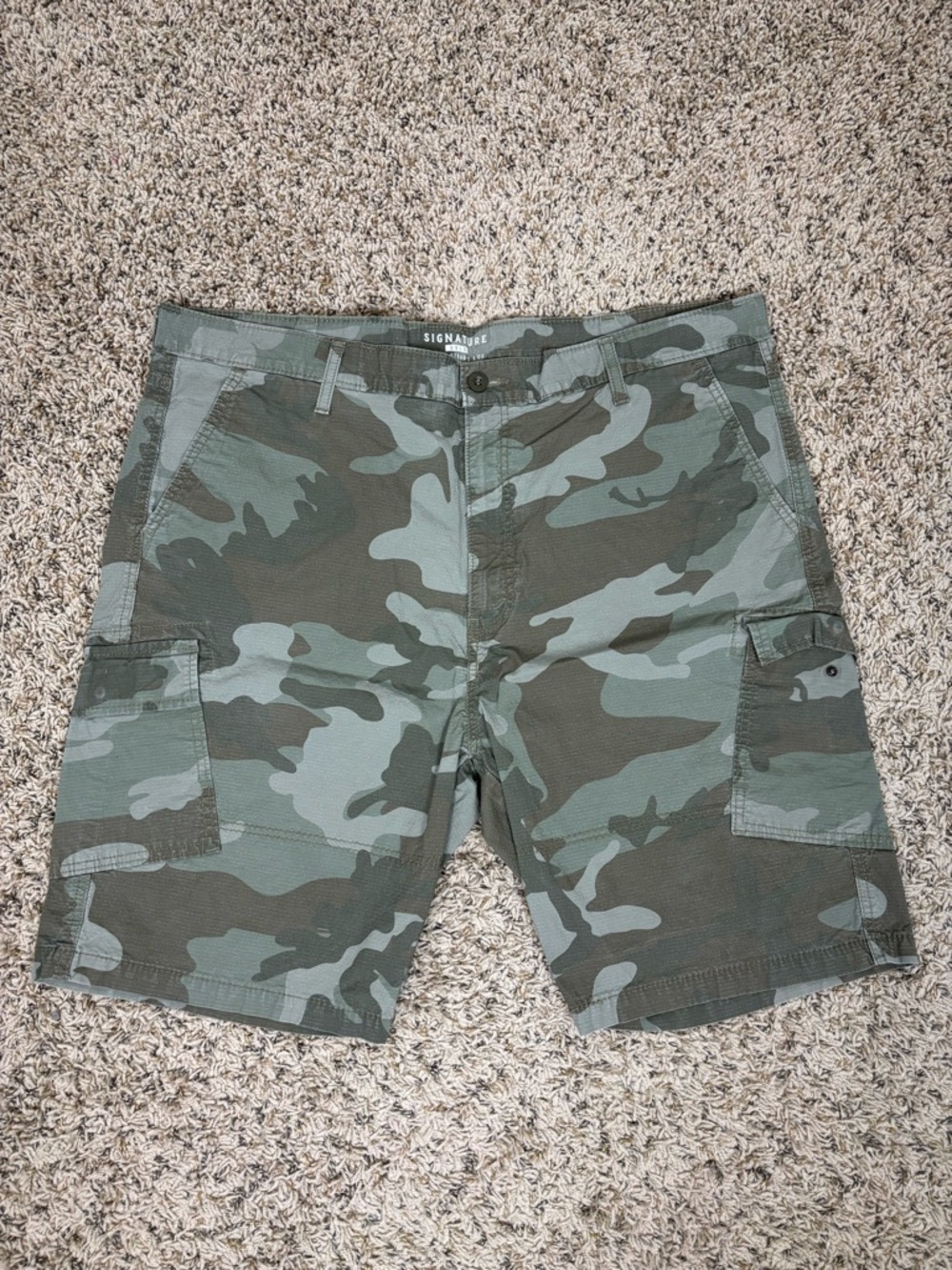 Levi Strauss Shorts Mens 44 Green Camo Cargo‎ Signature Gold Outdoors Stretch